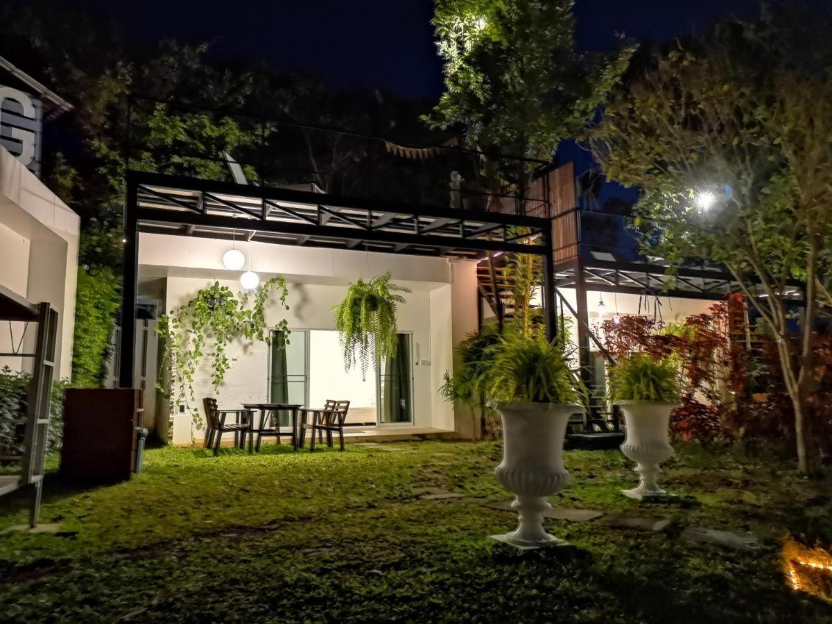 Hug Station Khaoyai Hotel Pong Talong Exterior photo