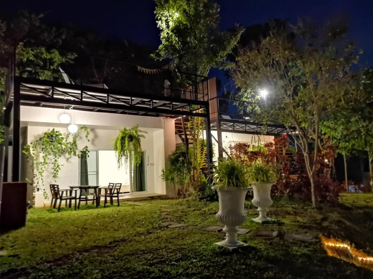Hug Station Khaoyai Hotel Pong Talong Exterior photo